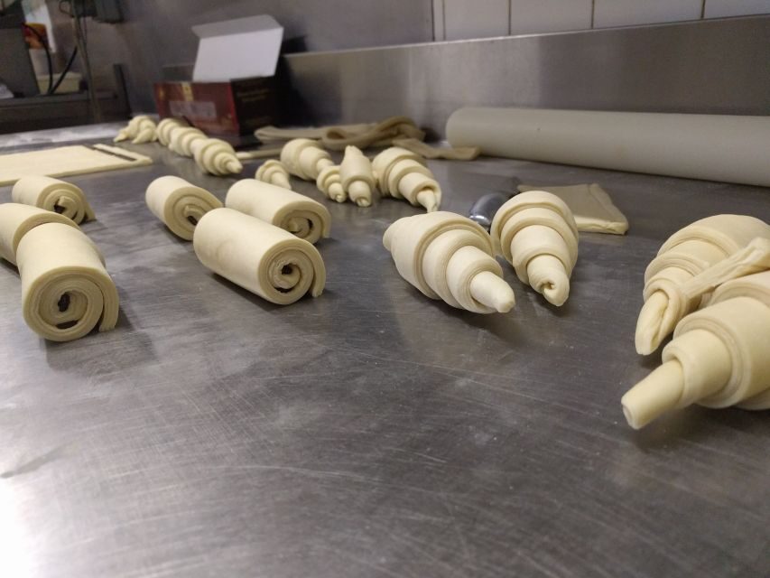 Paris: Bread and Croissant-Making Class - Baguette workshop: classic baguette plus La Parisse