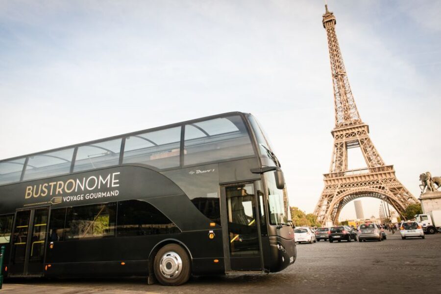 Paris: Bustronome Gourmet Dinner Tour - Restaurant-Style Service on a Moving Table: The Wait Staff Factor