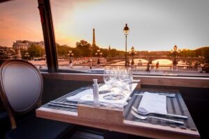 Paris: Bustronome Gourmet Lunch Tour on a Glass-Roof Bus - Where you start: Arc de Triomphe meeting point clarity