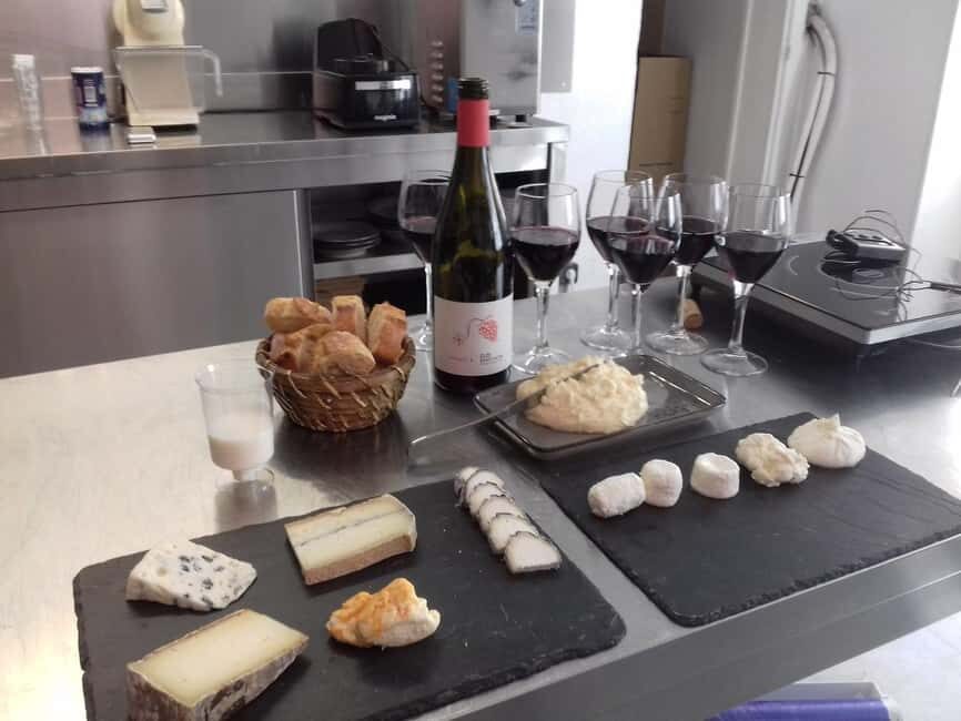 Paris: Butter and Cheesemaking Workshop - What the two hours feels like, and how to plan your timing