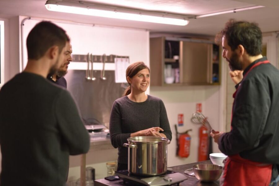 Paris: Butter and Cheesemaking Workshop - Who you’ll learn from and what that changes