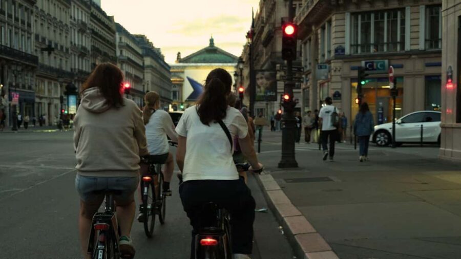 Paris By Night: 3-Hour Guided Bike Tour - Electric Dutch Bikes at Night: Comfort, Control, and How Much Effort You’ll Actually Need