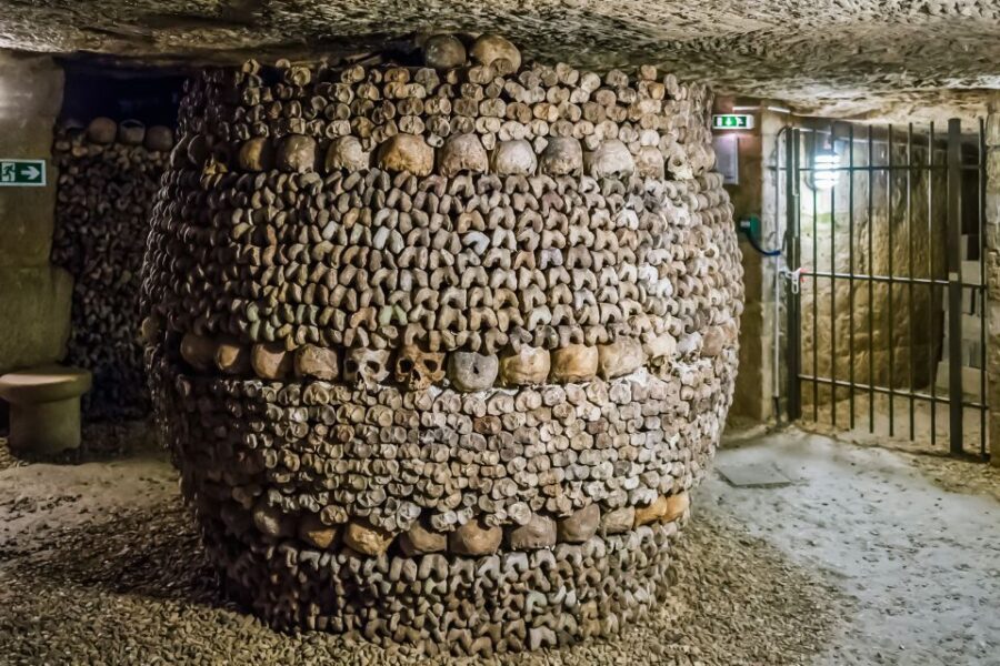 Paris: Catacombs Restricted Access Tour - Restricted access rooms: what you gain beyond the standard path