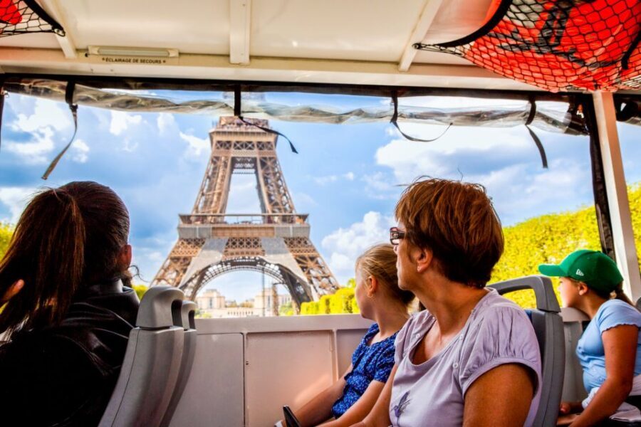 Paris: City and River Seine Tour on an Amphibious Bus - Price and value: is $46 for 105 minutes actually fair?