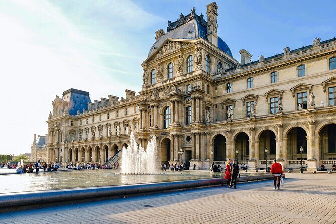 Paris City Center Free Walking Tour (Tip-Based) - Louvre area without museum tickets: why the glass pyramid matters