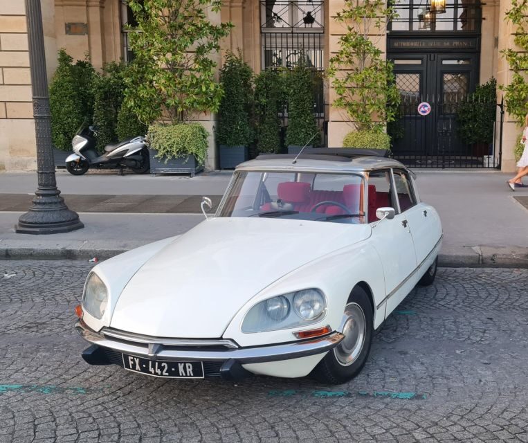 Paris: City Discovery Tour by Vintage Citroën DS Car - Why a Citroën DS ride feels different in Paris