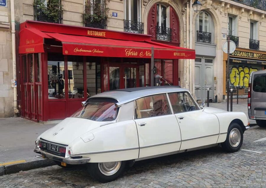 Paris: City Discovery Tour by Vintage Citroën DS Car - Timing: morning vs night and the convertible roof reality