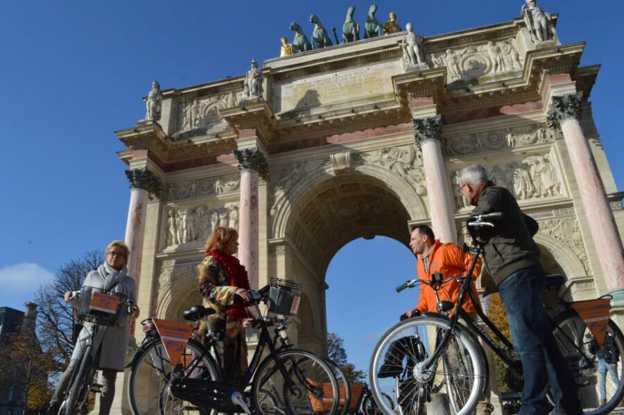 Paris: City Highlights Bike Tour - Hôtel de Ville, Île de la Cité, and Notre-Dame: Ending with Classic Paris