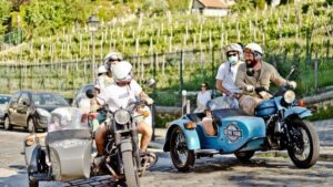 Paris: City Highlights Tour by Vintage Sidecar - Where you start and where you end: pickup near CARREFOUR CITY and hotel drop-offs
