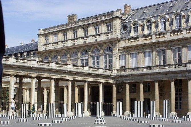 Paris City of Fashion History Private Guided Walking Tour - From Comédie-Française to fashion streets: how the start sets you up