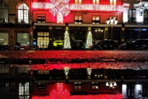 Paris City of Fashion History Private Guided Walking Tour - Stop 1: Palais-Royal and the Colonnes de Buren photo moment