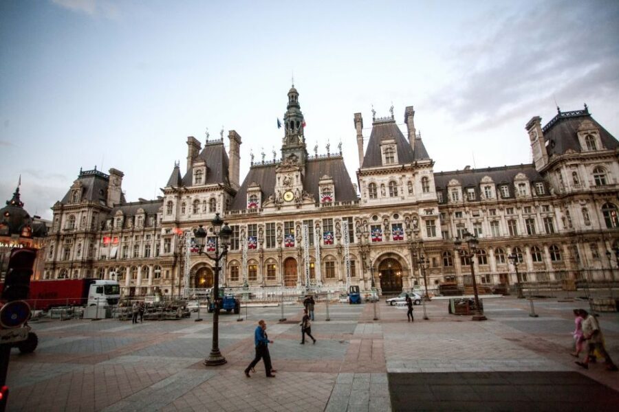 Paris: City Tour by Bus with Eiffel Tower & Optional Summit - Key Highlights I’d Circle in Your Planning
