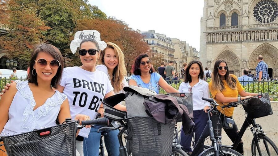 Paris: City Treasures Bike Tour - Île Saint-Louis and Île de la Cité: Paris at its oldest