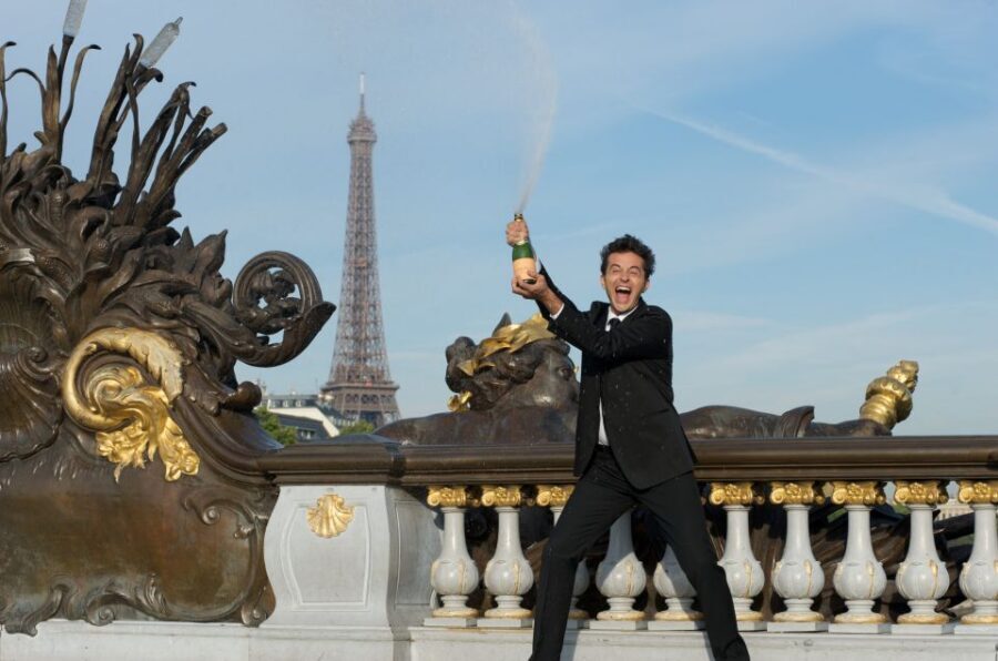 Paris: Comedy Show in English - How to Become a Parisian - Public Transport Protocol: What You Do Before Anyone Talks