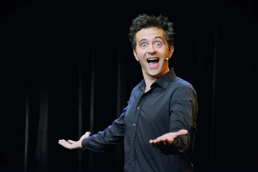 Paris: Comedy Show in English - How to Become a Parisian - The Value of Laughing With a Global Room
