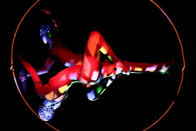 Paris: Crazy Horse Cabaret Show - The dancers and the “women-first” style