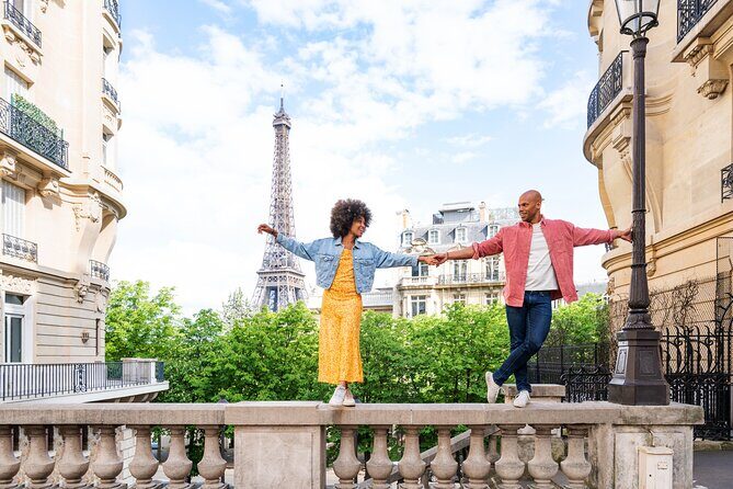 Paris: Eiffel Tower Photo Shoot - The 30-minute flow: what happens once you’re standing there