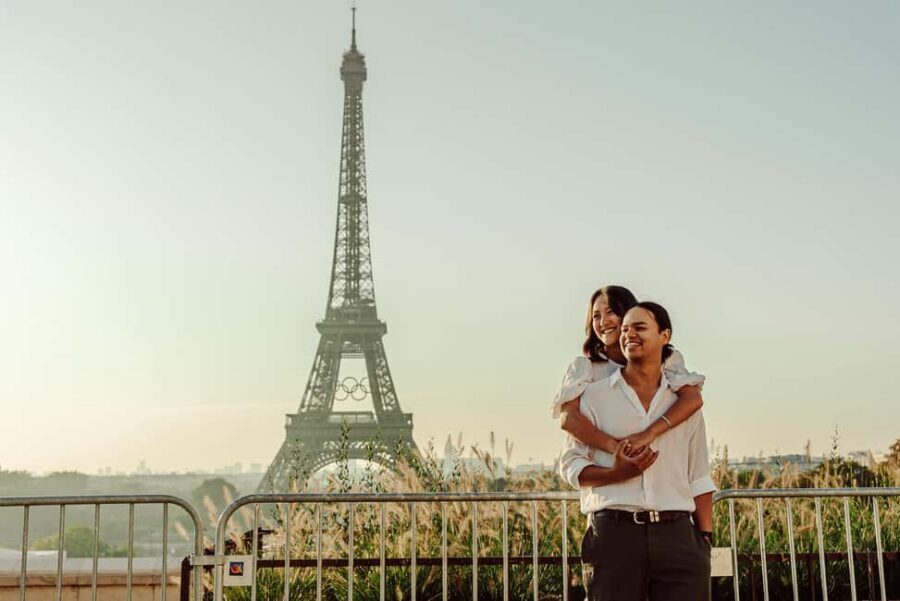 Paris: Eiffel Tower Street Photoshoot - Price and Value: Why This Costs Less Than You Think It Should