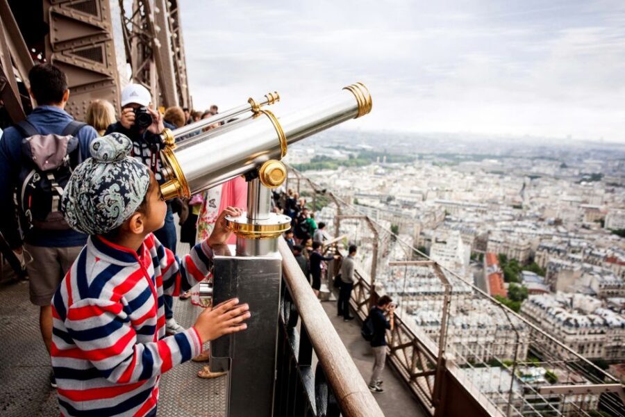 Paris: Eiffel Tower Summit or Second Floor Access - What you actually do up there: viewing platforms at your own pace