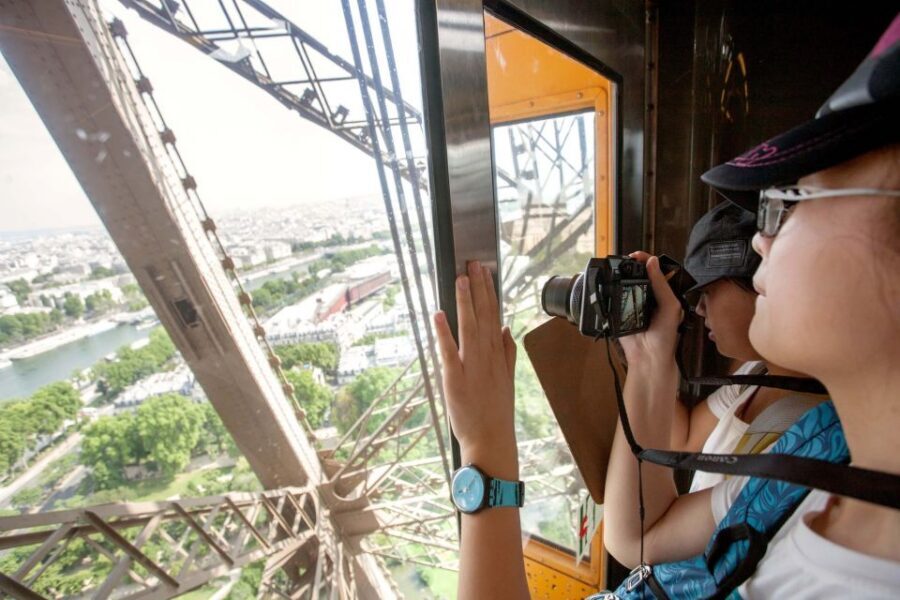 Paris: Eiffel Tower Tickets and City Bus Tour - Opera, Concorde, Champs-Élysées, Trocadéro: what each view teaches you