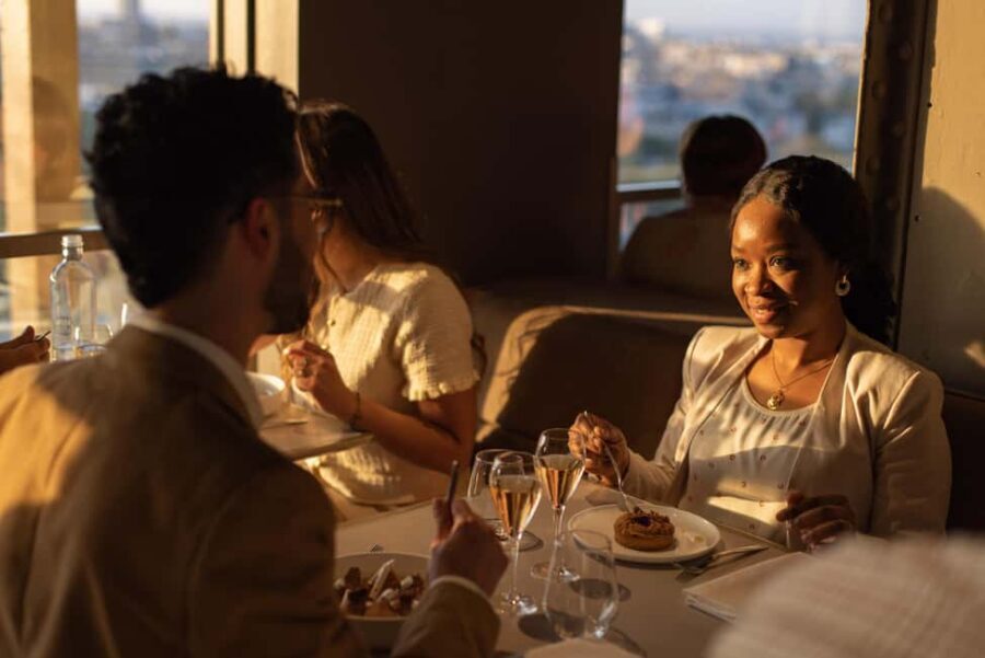 Paris: Elegant Dinner with Drinks in the Eiffel Tower - Madame Brasserie on the Eiffel Tower: the first-floor advantage