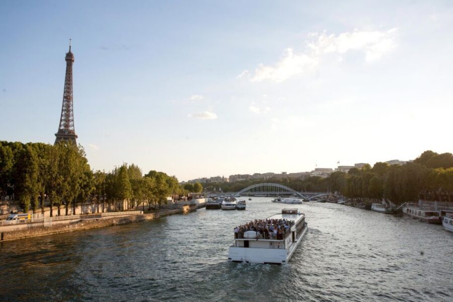 Paris Evening Snapshot Bike Tour - Pacing, Stops, and Photos: How This Tour Balances Speed and Views