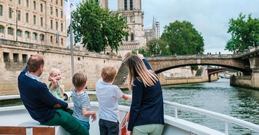 Paris: Family-Friendly River Seine Guided Cruise - Kid-Friendly Questions That Actually Keep Kids Interested