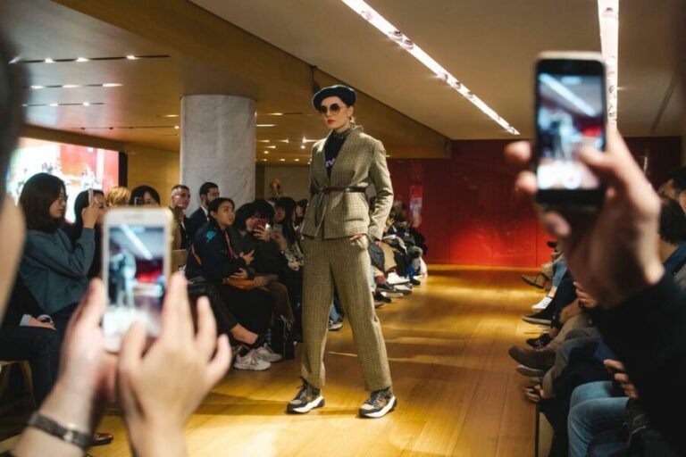 Paris: Fashion Show at Galeries Lafayette Haussmann - Where you meet: Salon Opéra on the 4th floor