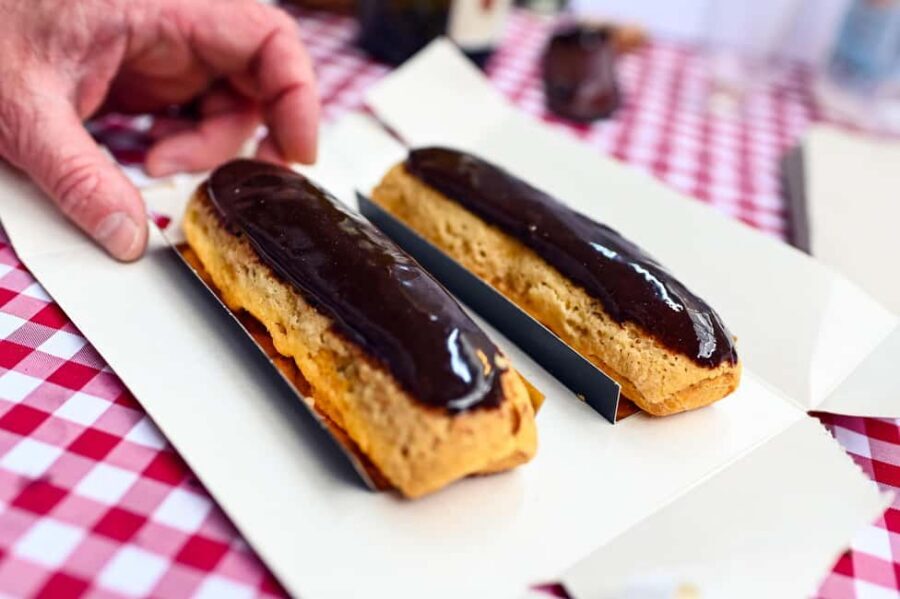 Paris: Food Tour in Le Marais with Tastings - Cheese stop: why the tour makes you slow down