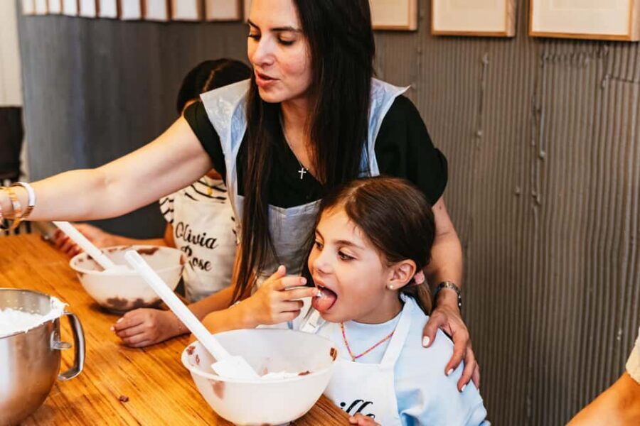 Paris: French Macaron Culinary Class with a Chef - What 150 minutes of macaron practice feels like