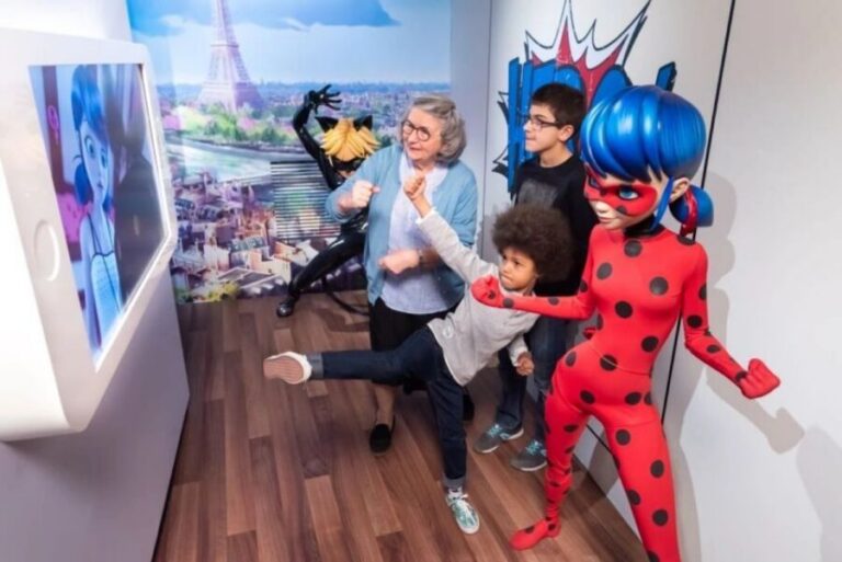 Paris: Grèvin Wax Museum and Seine River Cruise Tickets - Entering Grévin: what you’re really paying for