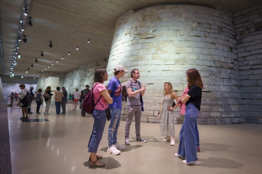 Paris: Guided Tour of the Must-Sees of the Louvre Museum - 19th-century French paintings: a more modern Louvre viewpoint