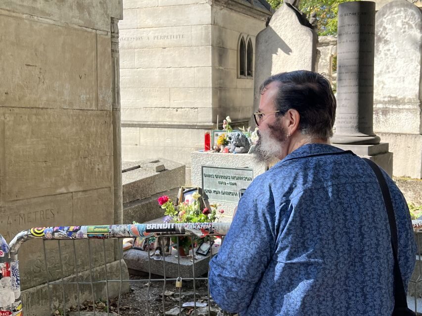 Paris: Haunted Père Lachaise Cemetery Guided Tour - Practical tips so your walk feels great