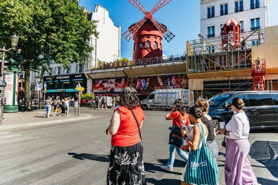 Paris: Hidden Gems of Montmartre with Local Guide - Picasso, Dalida, and pop-culture stories on stone