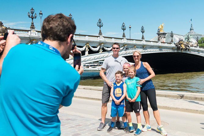 Paris Highlights Bike Tour: Eiffel Tower, Louvre and Notre-Dame - Notre-Dame de Paris: Gothic Details from the Right Angle