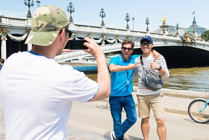 Paris Highlights Bike Tour: Eiffel Tower, Louvre and Notre-Dame - Musée d’Orsay: Monet, Renoir, and Van Gogh Focus