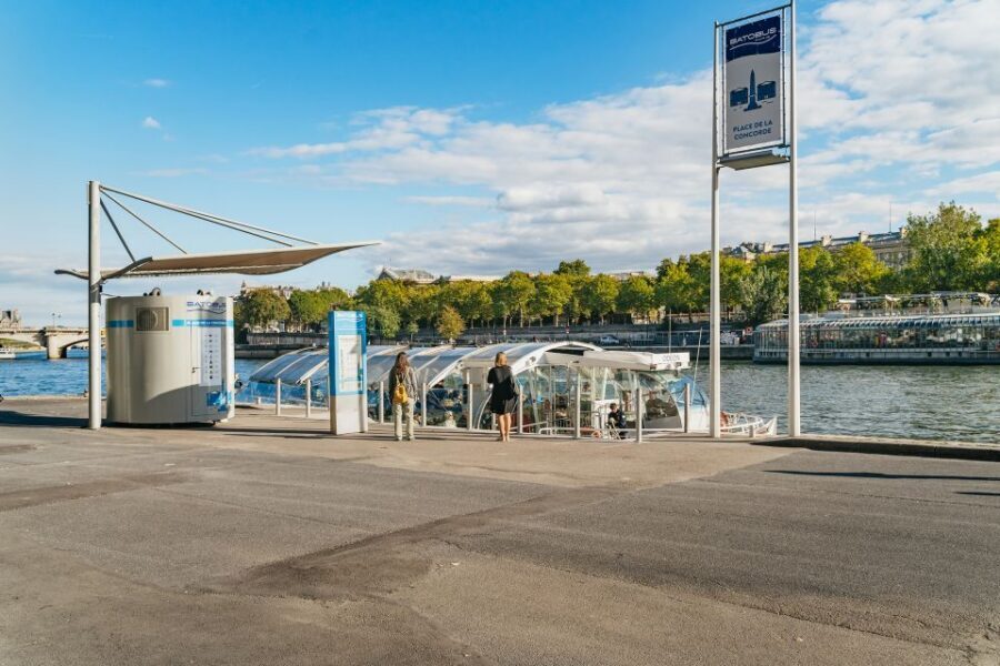 Paris: Hop-On Hop-Off Seine Cruise Pass with 9 Stops - Jardin des Plantes stop: Quai Saint-Bernard (plus Cité de la Mode et du Design)
