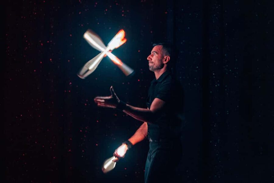 Paris: La Nouvelle Eve Cabaret Show with Champagne - Where to go: finding La Nouvelle Eve near Metro Blanche