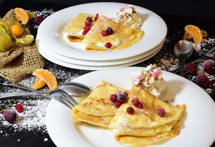 Paris Le Marais Food Tour: Full Traditional French Feast - Place Louis Aragon to Île Saint-Louis: start with views and appetite