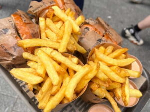 Paris: Le Marais Guided Food Tour with Tastings - The 3-Hour Walking Rhythm and What to Expect