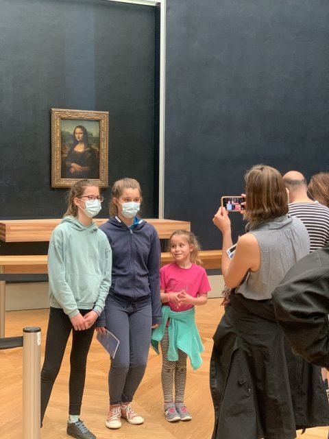 Paris Louvre: 2-Hour Private Tour for Groups or Families - Key things to know before you go