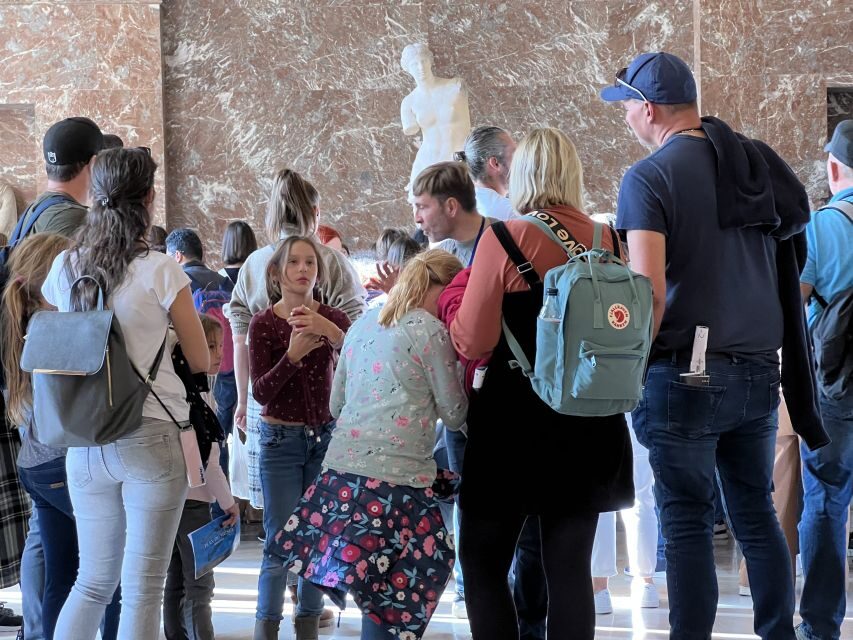 Paris Louvre: 2-Hour Private Tour for Groups or Families - The 2-hour route: Mona Lisa first, then your chosen 4–6 stops