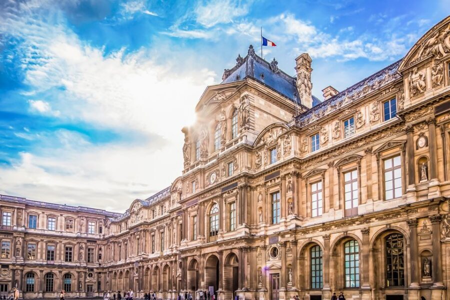 Paris: Louvre Guided Tour with Reserved Access & Boat Cruise - Timed Louvre Entry Starts With the Arc of the Carrousel