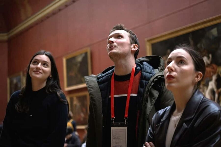 Paris: Louvre Masterpieces Tour with Pre-Reserved Tickets - Your route starts at the Louvre Pyramid, then moves into the masterpieces