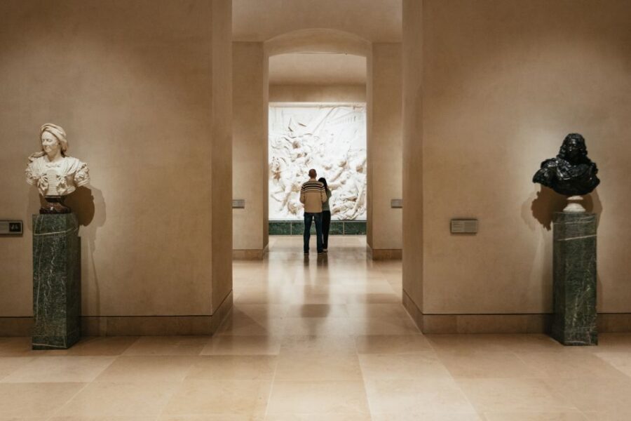 Paris: Louvre Museum Entry Ticket With Host and River Cruise - Choosing what to see in a museum with 35,000+ artworks
