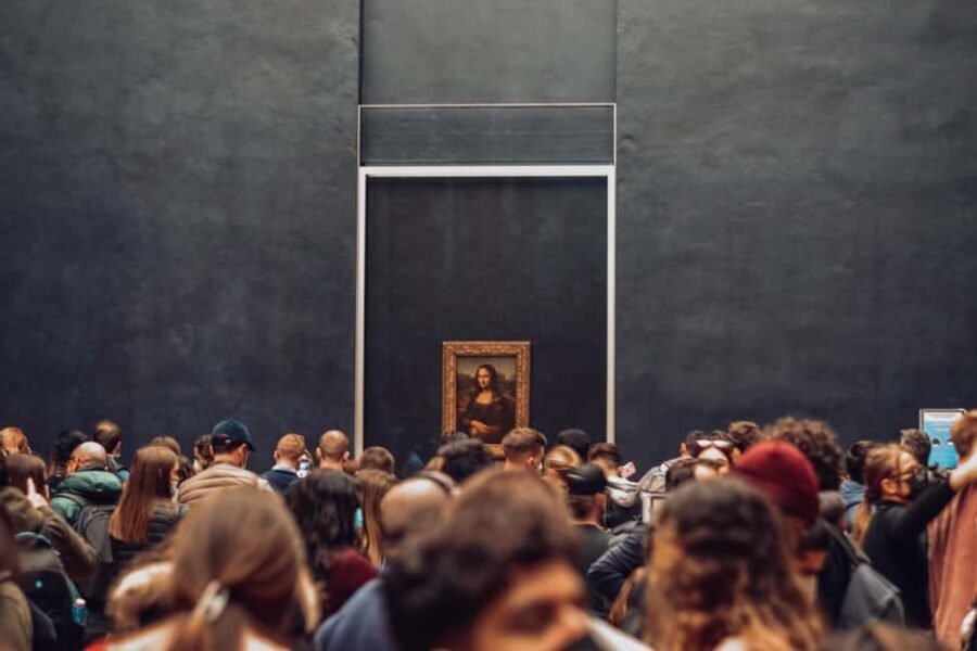 Paris: Louvre Museum Hosted Entry and Mona Lisa Audioguide - Louvre Entry With a Host: What You Really Get