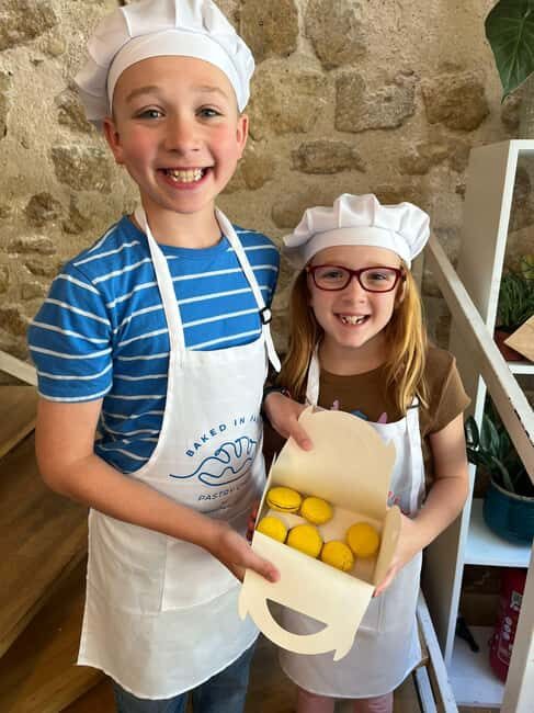 Paris: Macaron Baking Class for Families and Kids - What You Take Home in the Box