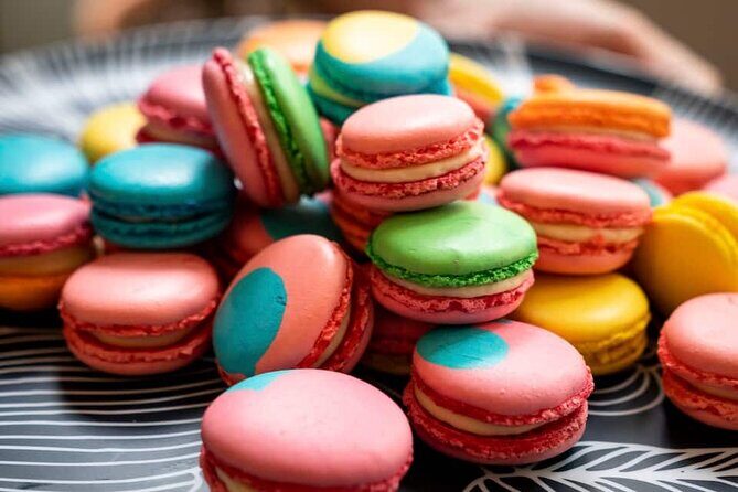 Paris Macarons Small-Group Baking Class with a Chef - How the 2 hours flow: making macaron shells and finishing them