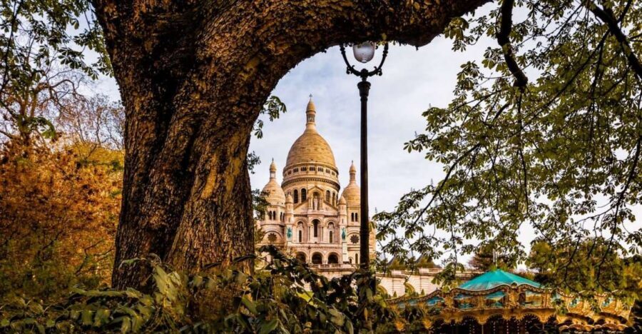 Paris: Montmartre Culture and Local Pastries Walking Tour - Why Montmartre still feels like Paris’s artist workshop