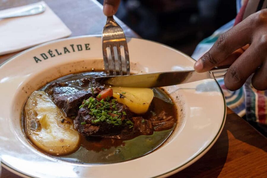 Paris: Montmartre Food Tour with Full Meal - Sacré-Cœur finish: the sweet landing